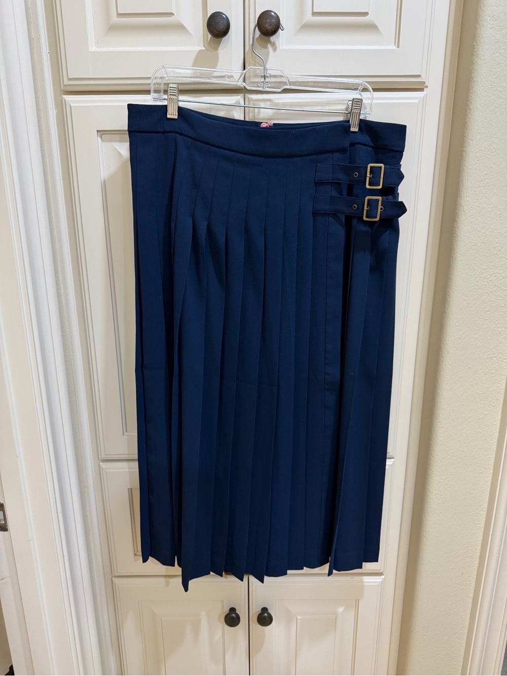 Boden Josephine Navy Midi Kilt Skirt with Buckle Detail